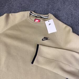 Nike Sportswear Tech‎ Fleece Crewneck Men's Size Small Sweatshirt Tan Black $115